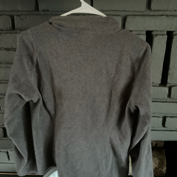 The North Face, Women’s Medium Gray half zip - Picture 3 of 3